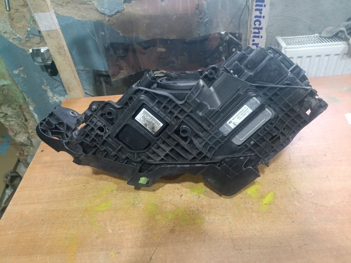 Фара на Volkswagen Golf Vi 5K Фото 9