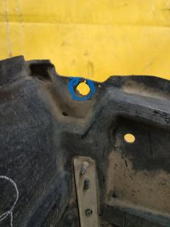 Подкрылок на Toyota Wish ZGE20G 2ZR-FAE Фото 3