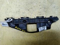 Крепление бампера на Toyota Wish ZGE20G 52115-68040  52115-68041, Переднее Правое расположение