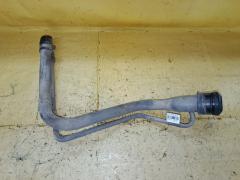 Заливная горловина топливного бака на Toyota Vitz NCP10 2NZ-FE 77201-52050