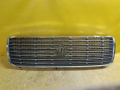 Решетка радиатора на Toyota Crown GS151 53111-30700