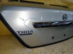 Крышка багажника на Nissan Tiida Latio SC11 Фото 4