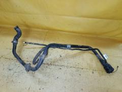 Заливная горловина топливного бака на Toyota Isis ZGM10G 2ZR-FAE 77201-44191