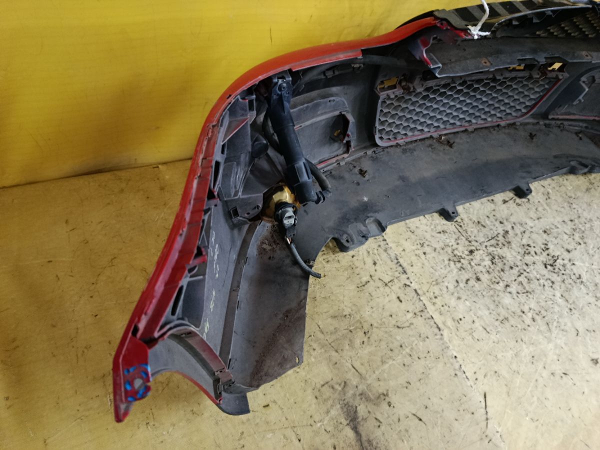 Бампер 1K0807221C на Volkswagen Golf V 1K BWA Фото 8