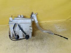 Бачок омывателя на Toyota Wish ZNE10G 85315-68010