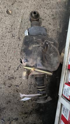 Стойка амортизатора 48010-30010 на Toyota Crown JZS131 1JZ-GE Фото 5