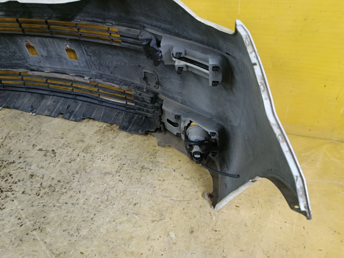 Бампер 12-580 12-580,52119-52810 на Toyota Spade NCP141 Фото 7