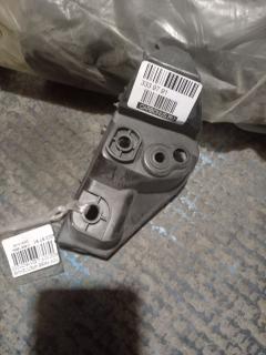 Крепление бампера 52116-B1010 на Toyota Passo KGC10 Фото 9