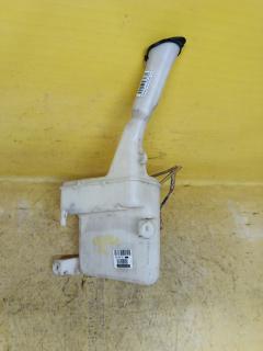 Бачок омывателя 85315-52050 на Toyota Bb NCP31 Фото 2