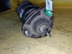 Стойка амортизатора на Honda Stream RN6 R18A Фото 3