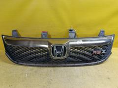 Решетка радиатора на Honda Stream RN6