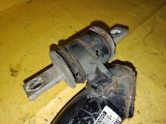 Рычаг на Honda Stream RN6 R18A Фото 3