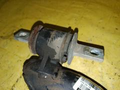 Рычаг на Honda Stream RN6 R18A Фото 3