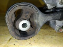 Подушка двигателя на Honda Stepwgn RK1 R20A Фото 2
