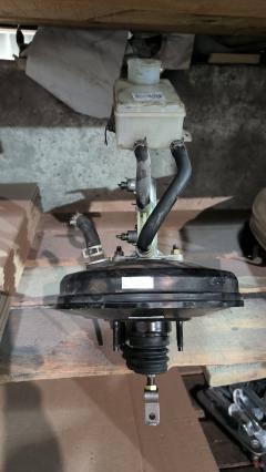 Главный тормозной цилиндр 47201-46040, 47201-52180 на Toyota Ist NCP61 1NZ-FE Фото 3