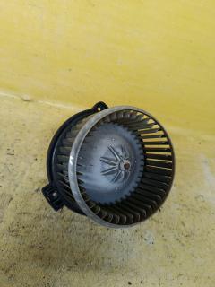 Мотор печки 87103-12050 на Toyota Allion AZT240 Фото 2