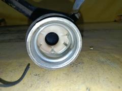 Заливная горловина топливного бака 77201-32190 на Toyota Allion AZT240 1AZ-FSE Фото 3