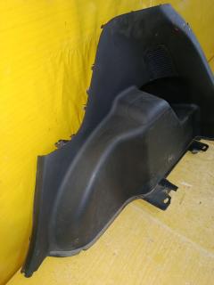 Обшивка багажника 64714-52160 на Toyota Vitz SCP90 Фото 2