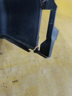 Обшивка багажника 64714-52160 на Toyota Vitz SCP90 Фото 9