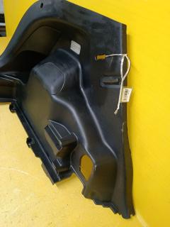 Обшивка багажника 64740-52470 на Toyota Vitz NSP130 Фото 2