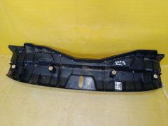 Обшивка багажника 64716-52130 на Toyota Ractis NCP100 Фото 5