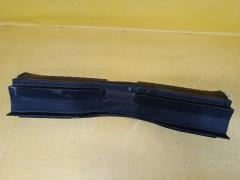Обшивка багажника на Toyota Ractis NSP120 64716-52160, Заднее расположение