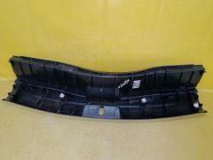 Обшивка багажника 64716-52160 на Toyota Ractis NCP120 Фото 5