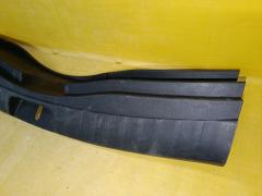 Обшивка багажника 64716-52160 на Toyota Ractis NCP120 Фото 2