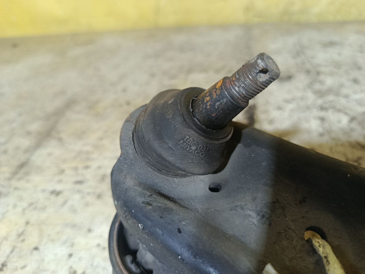 Рычаг на Daihatsu Move LA110S KF-VE Фото 4