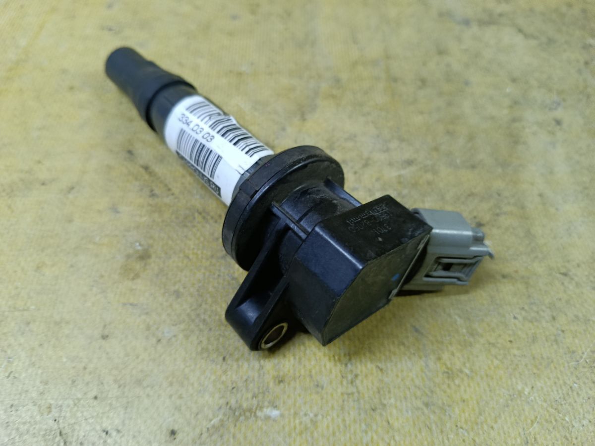 Катушка зажигания 19500-B2050 на Daihatsu Move LA100S KF-VE Фото 1