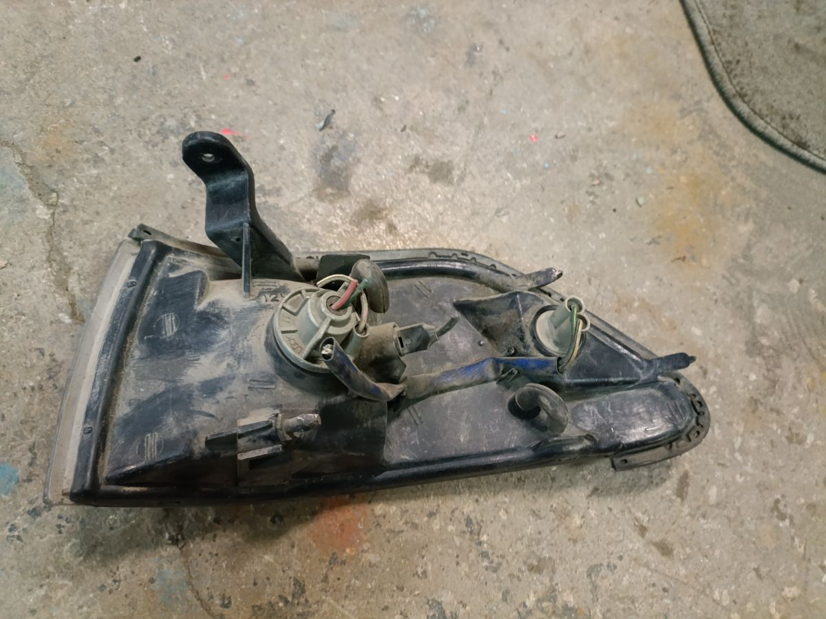 Поворотник к фаре 20-262 20-262 на Toyota Corona ST170 Фото 4