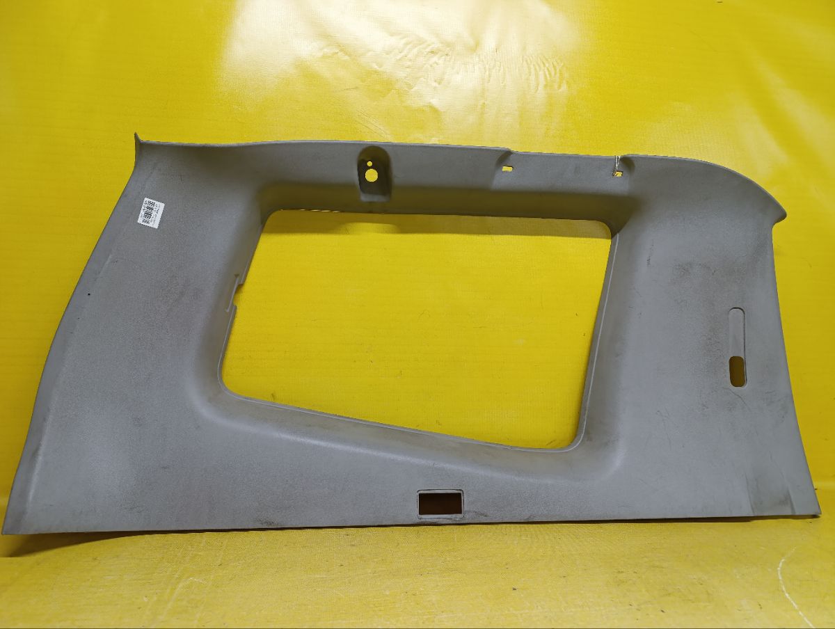 Обшивка багажника на Mitsubishi Pajero V65W Фото 7