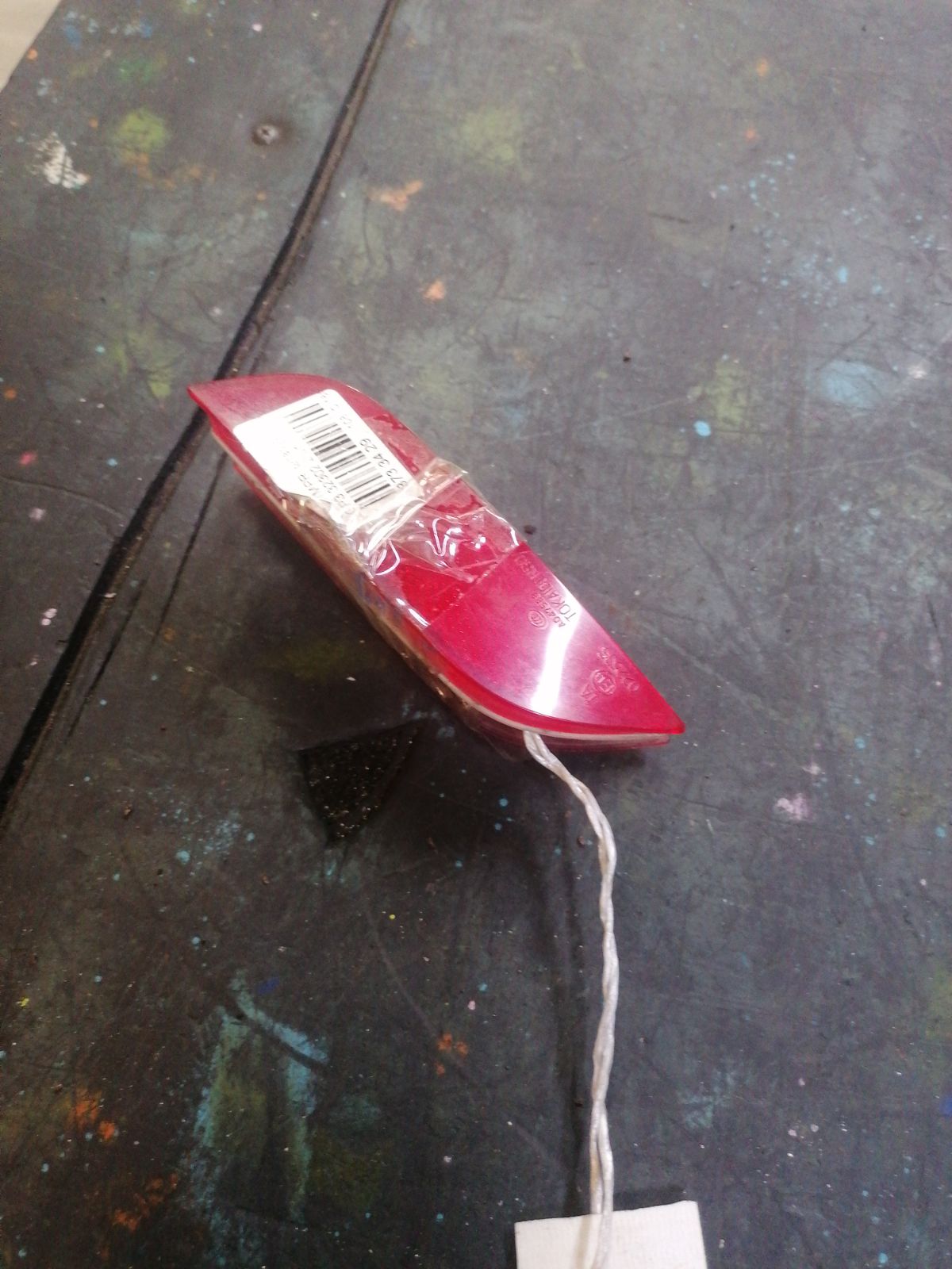 Катафот заднего бампера 32302 32302 на Subaru Impreza Wagon GP3 Фото 4