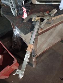 Стеклоподъемный механизм на Nissan Cedric Y31 Фото 5
