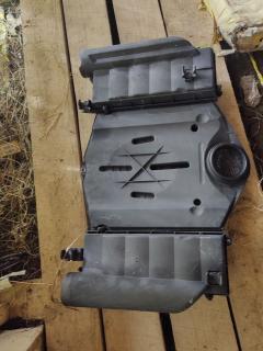Корпус воздушного фильтра A1120901101, A1120900601 на Mercedes-Benz Clk-Class C209.365 112.955 Фото 4