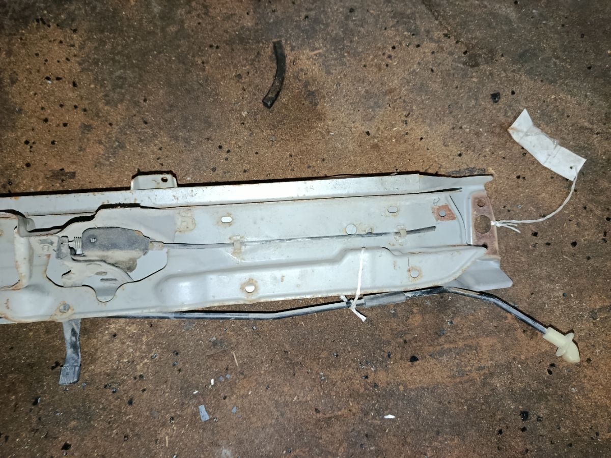 Жесткость бампера на Honda Mobilio GB1 Фото 5