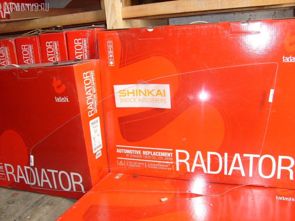 Стекло 68102-20321 на Toyota Allion ZZT240 Фото 1