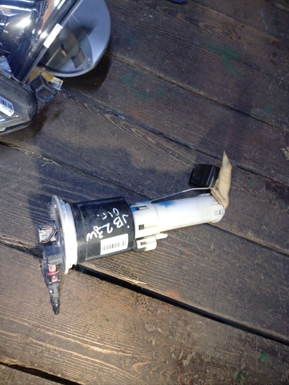 Бензонасос на Suzuki Jimny JB23W K6A Фото 4