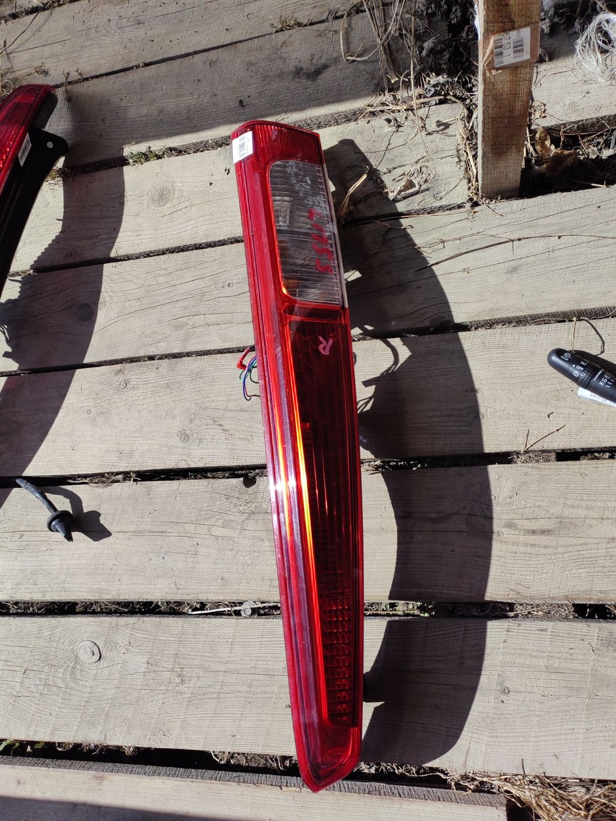 Стоп D047 D047 на Daihatsu Move L175S Фото 3