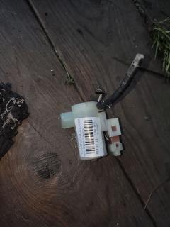 Насос омывателя стекла на Honda Stepwgn RF6 K20A Фото 3