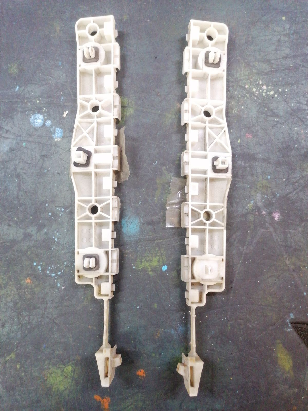 Крепление бампера на Nissan Nv200 Vanette VM20 Фото 6