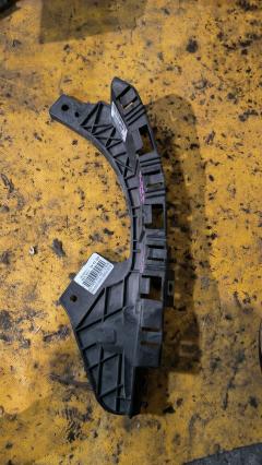 Крепление бампера 57707SC030, 57707SC050 на Subaru Forester SH5 Фото 2