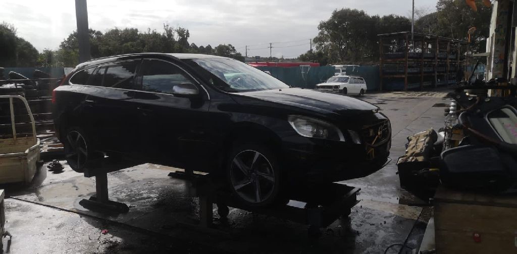 Рычаг на Volvo V60 FW B4164 Фото 9