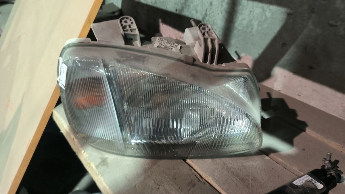 Фара 100-51379 100-51379, на Daihatsu Charade G203S Фото 3