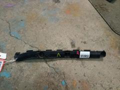 Крепление бампера 52156-68010 на Toyota Wish ZNE10G Фото 7