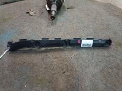 Крепление бампера 52156-68010 на Toyota Wish ZNE10G Фото 5