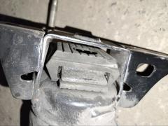 Подушка двигателя 12305-23060 на Toyota Vitz SCP90 2SZ-FE Фото 9