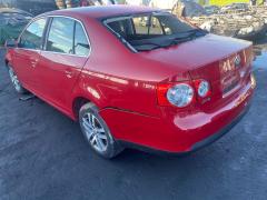 Амортизатор двери 1K0823359A на Volkswagen Jetta 1K2 Фото 6