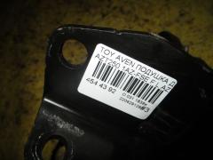Подушка двигателя на Toyota Avensis AZT250 1AZ-FSE Фото 9