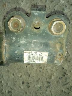 Стойка амортизатора на Toyota Corolla Fielder NZE124G 1NZ-FE Фото 8